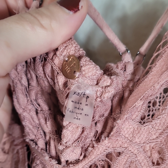 Free People Adella Slip Mini Dress Size XS Pink Smocked Lace Fairy Boho Lace - Picture 7 of 16